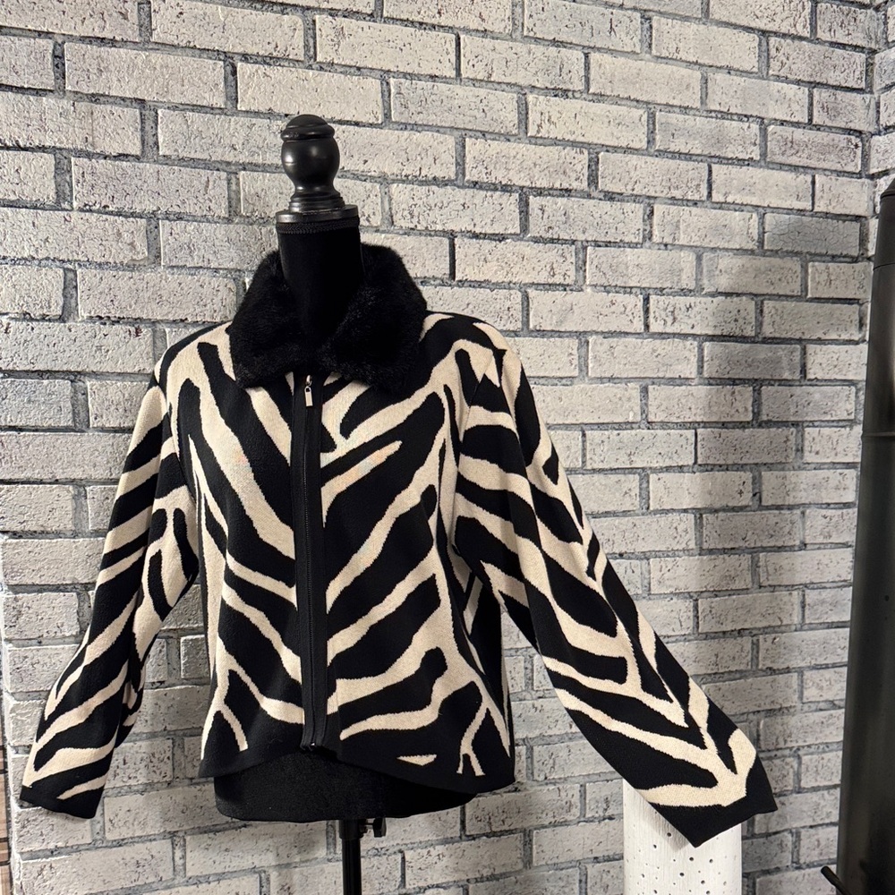 Chic Zebra Pattern Zipper Sweater Cardigan